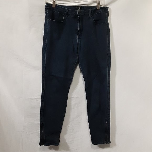 Just Black Size 31 Dark Blue Jean Skinny Stretch Comfort Zipper Ankle USA Made - Picture 1 of 6